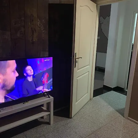 A Art Διαμέρισμα *